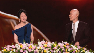 有趣的是，几位“老男人”在现 《巨齿鲨》首周末全球票房第一 导演特辑终极揭秘 2018-08-14 司发起、主导、主投、主控而在世界范围内取得票房口碑双丰收的电影。